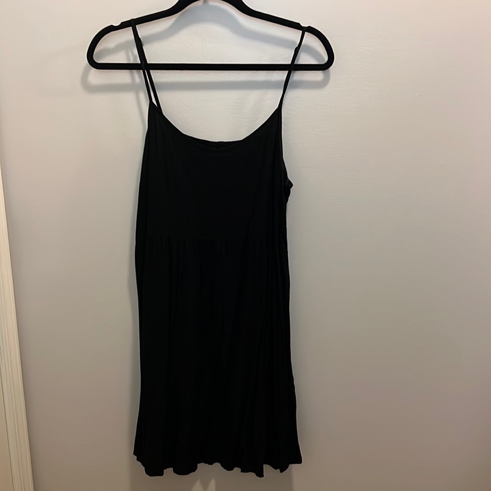 Old Navy plain black dress